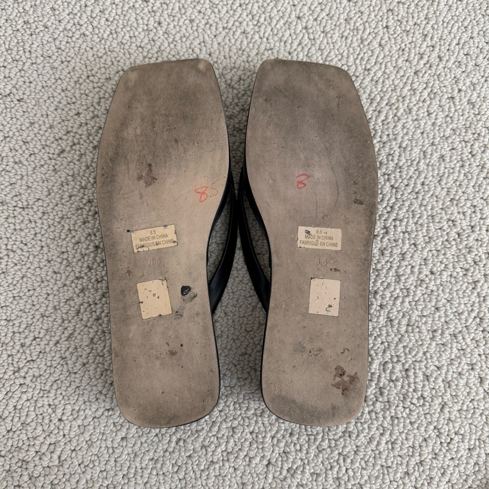 Jeffrey Campbell Thong Sandals - Picture 8 of 10